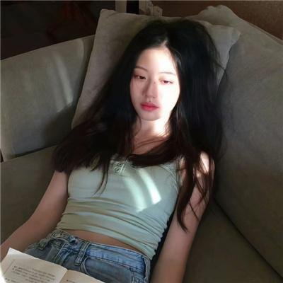 群莺乱飞